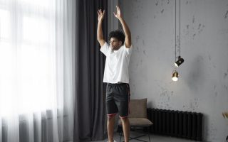 Bangun Tidur Langsung Lompat 50 Kali? Tren 'Bed Jumping' yang Lagi Heboh di Kalangan Ekstrovert