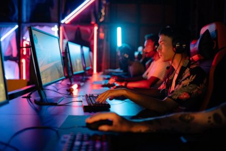 E-Sport ke Olimpiade 2028: 3 Cabang Game Resmi Diumumkan – Atlet Gaming Kini Latihan Fisik Lebih Keras dari Atlet Lari?