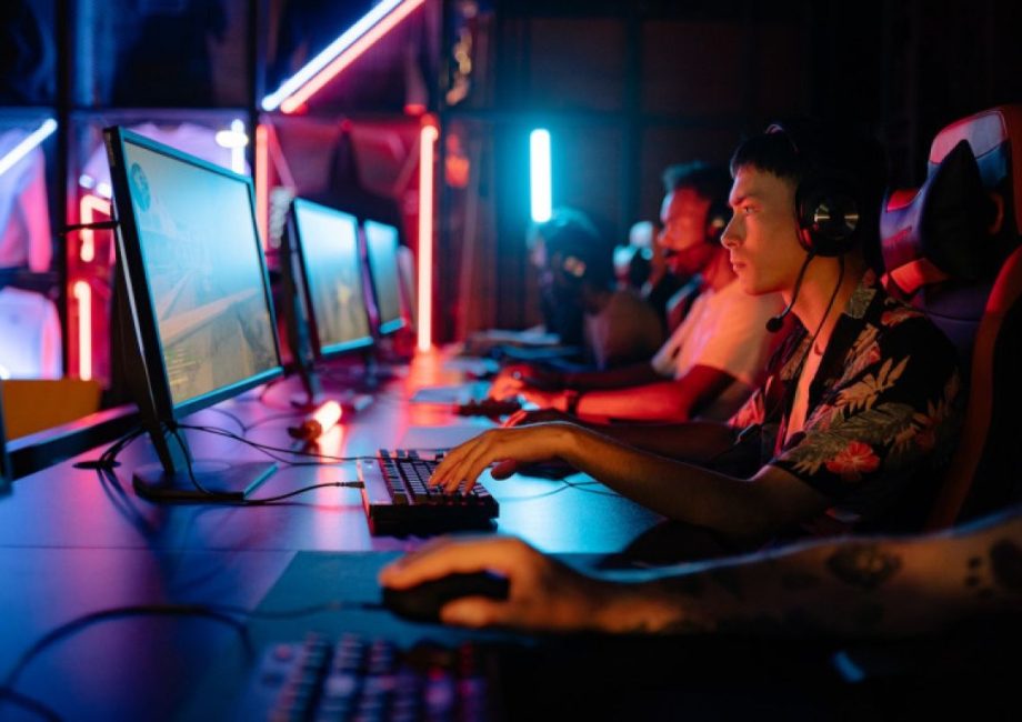 E-Sport ke Olimpiade 2028: 3 Cabang Game Resmi Diumumkan – Atlet Gaming Kini Latihan Fisik Lebih Keras dari Atlet Lari?